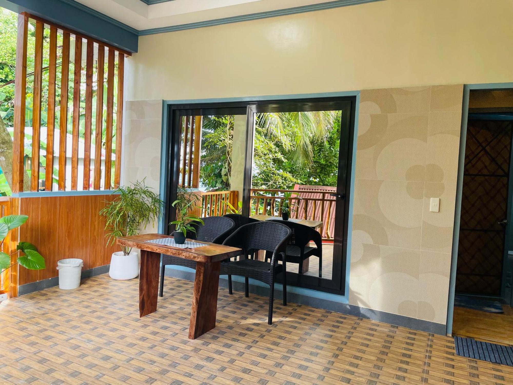 White Beach Front And Cottages Buruanga Bagian luar foto