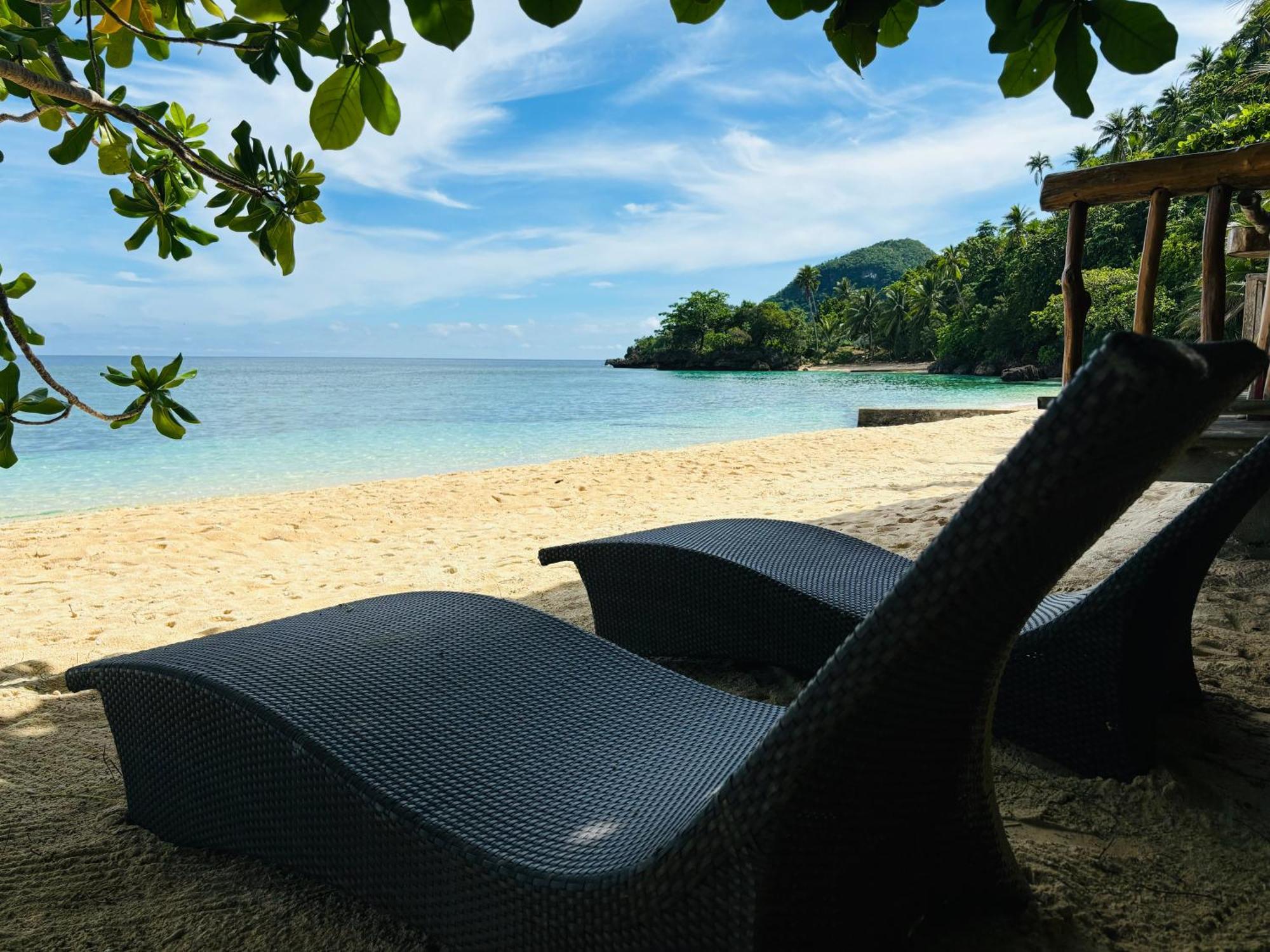 White Beach Front And Cottages Buruanga Bagian luar foto