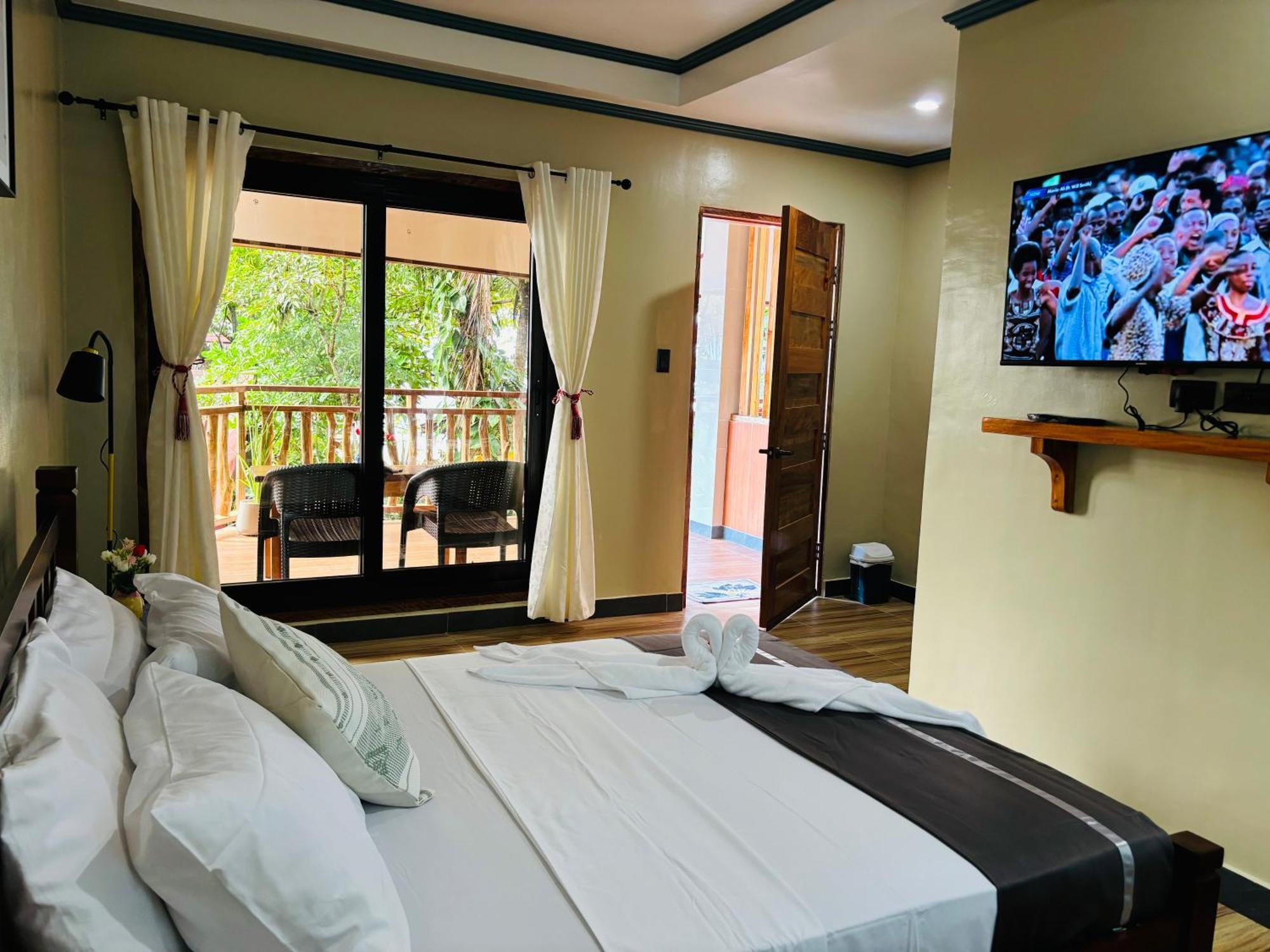 White Beach Front And Cottages Buruanga Bagian luar foto
