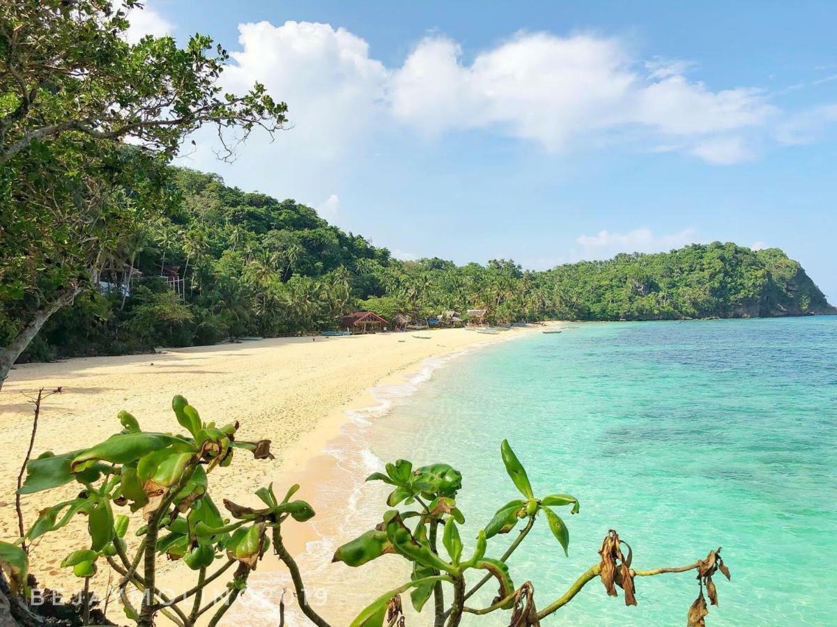 White Beach Front And Cottages Buruanga Bagian luar foto