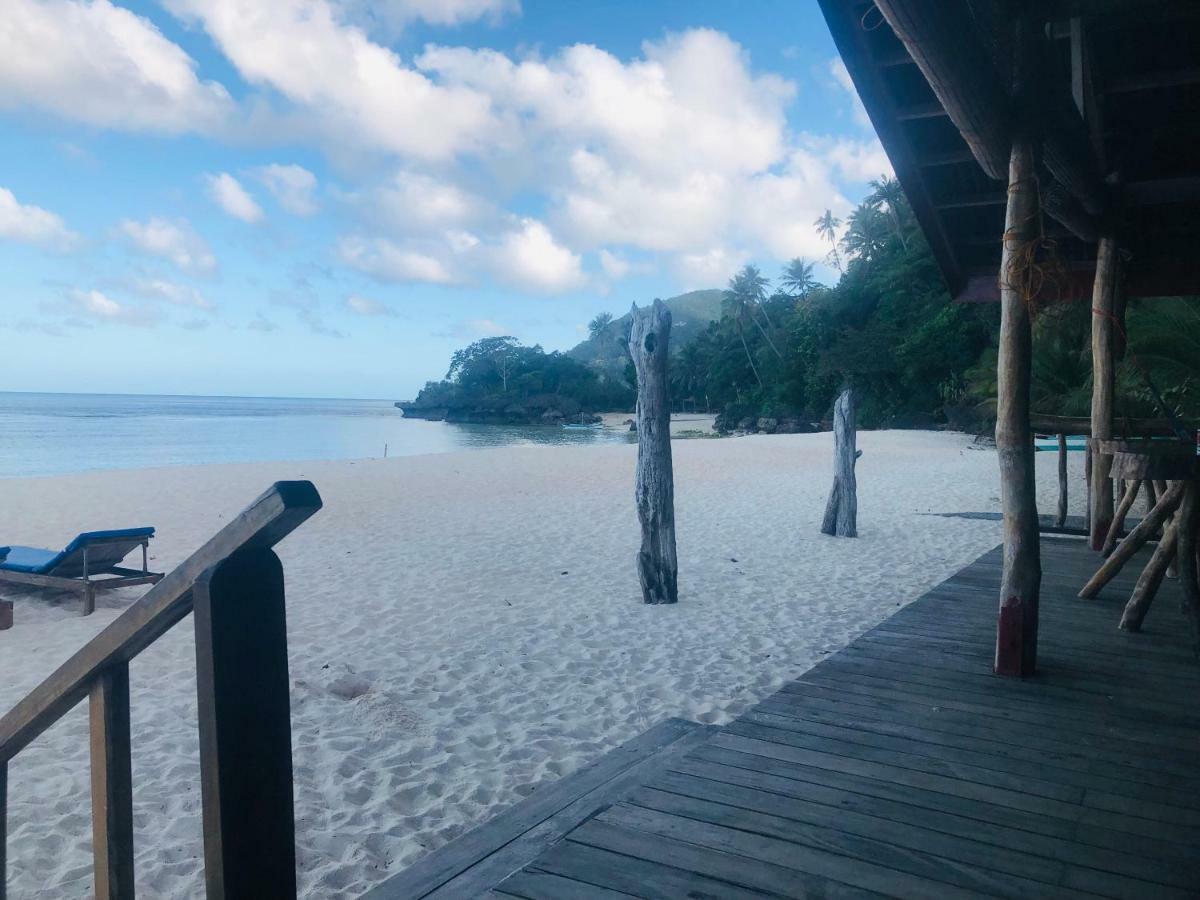 White Beach Front And Cottages Buruanga Bagian luar foto